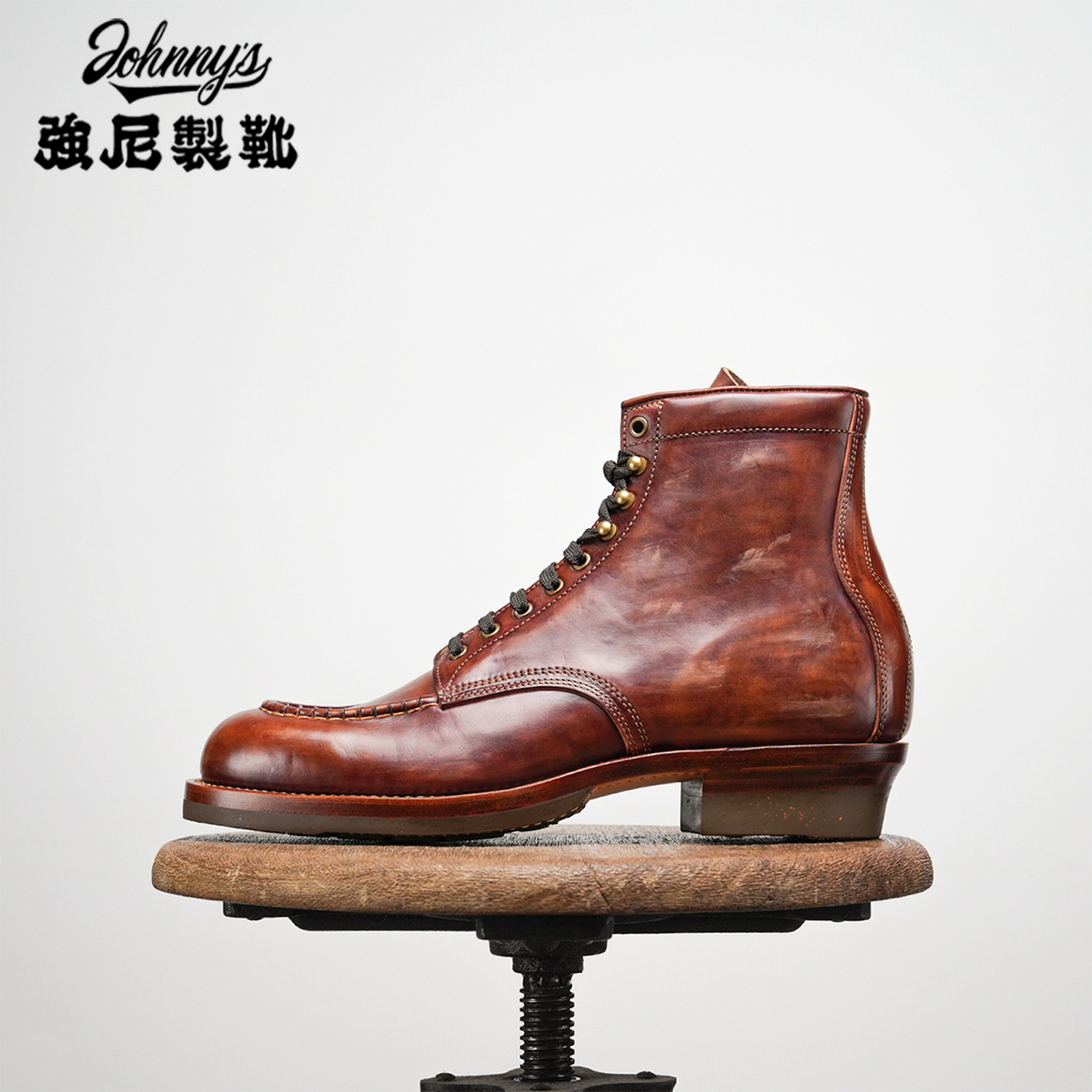 687 last  Moctoe work boots-Johnny