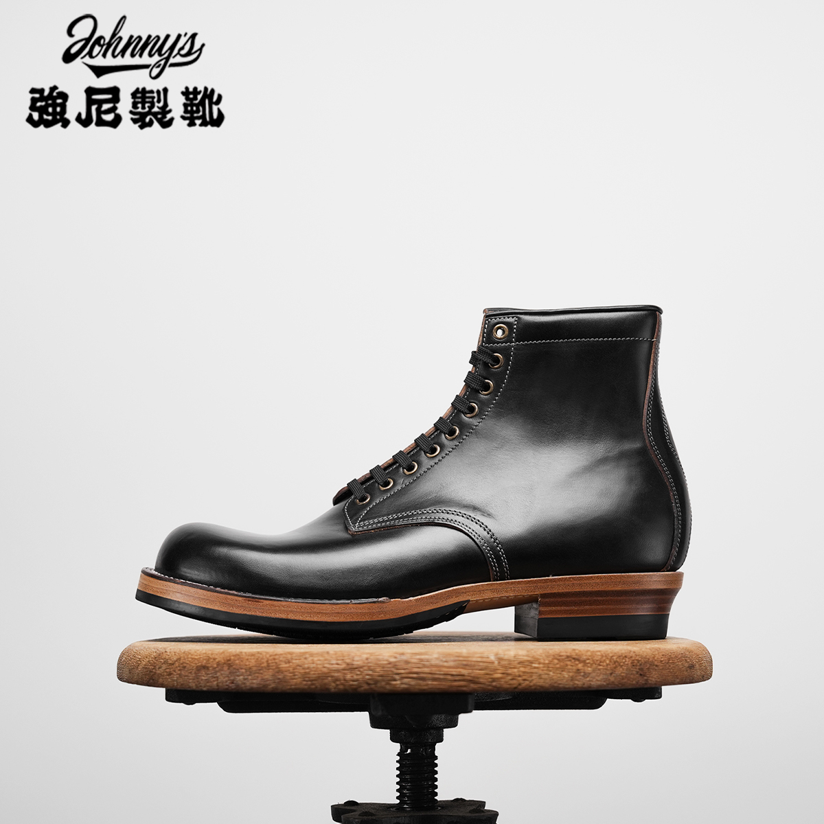616 last work boot-Johnny