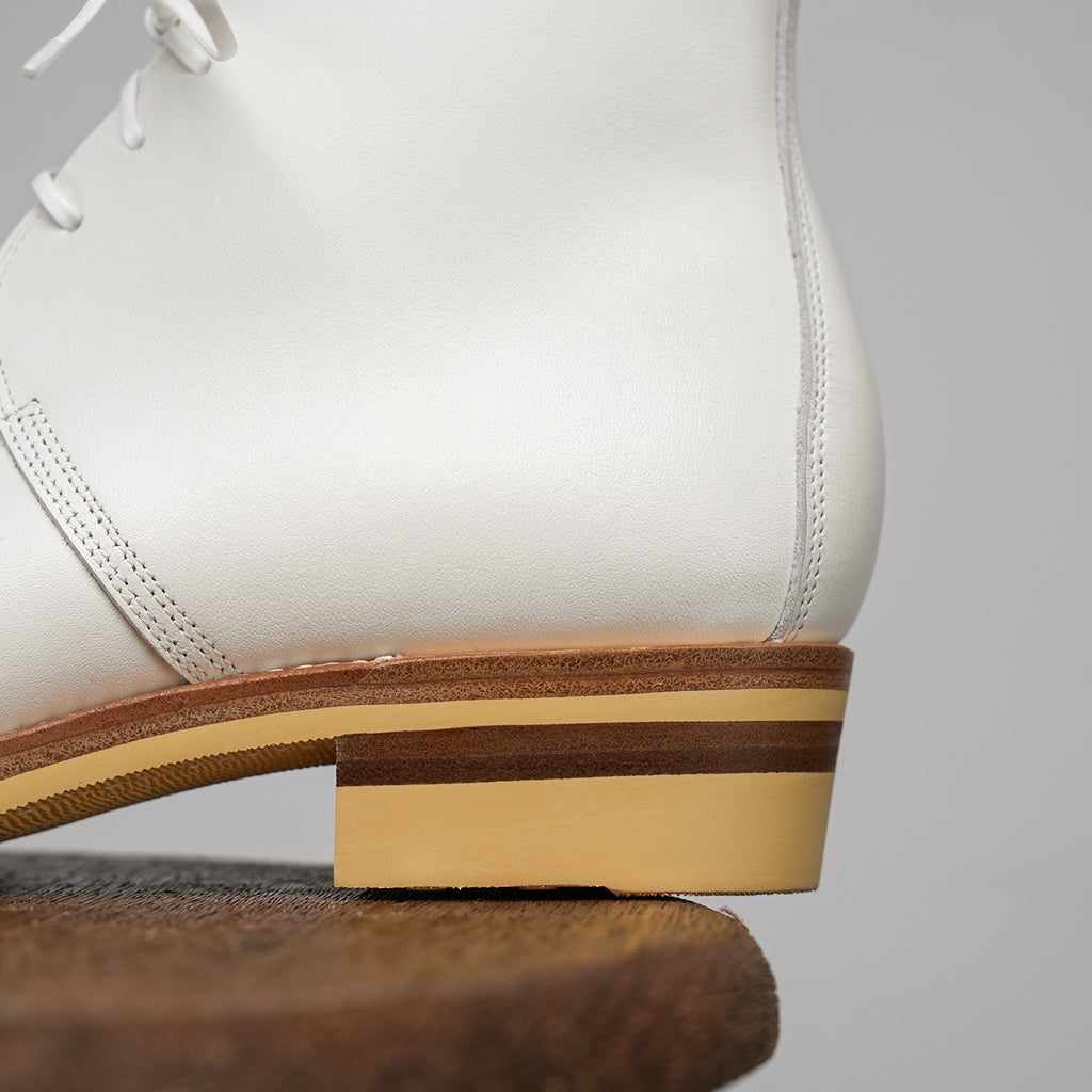 E066 last white George boots-Johnny