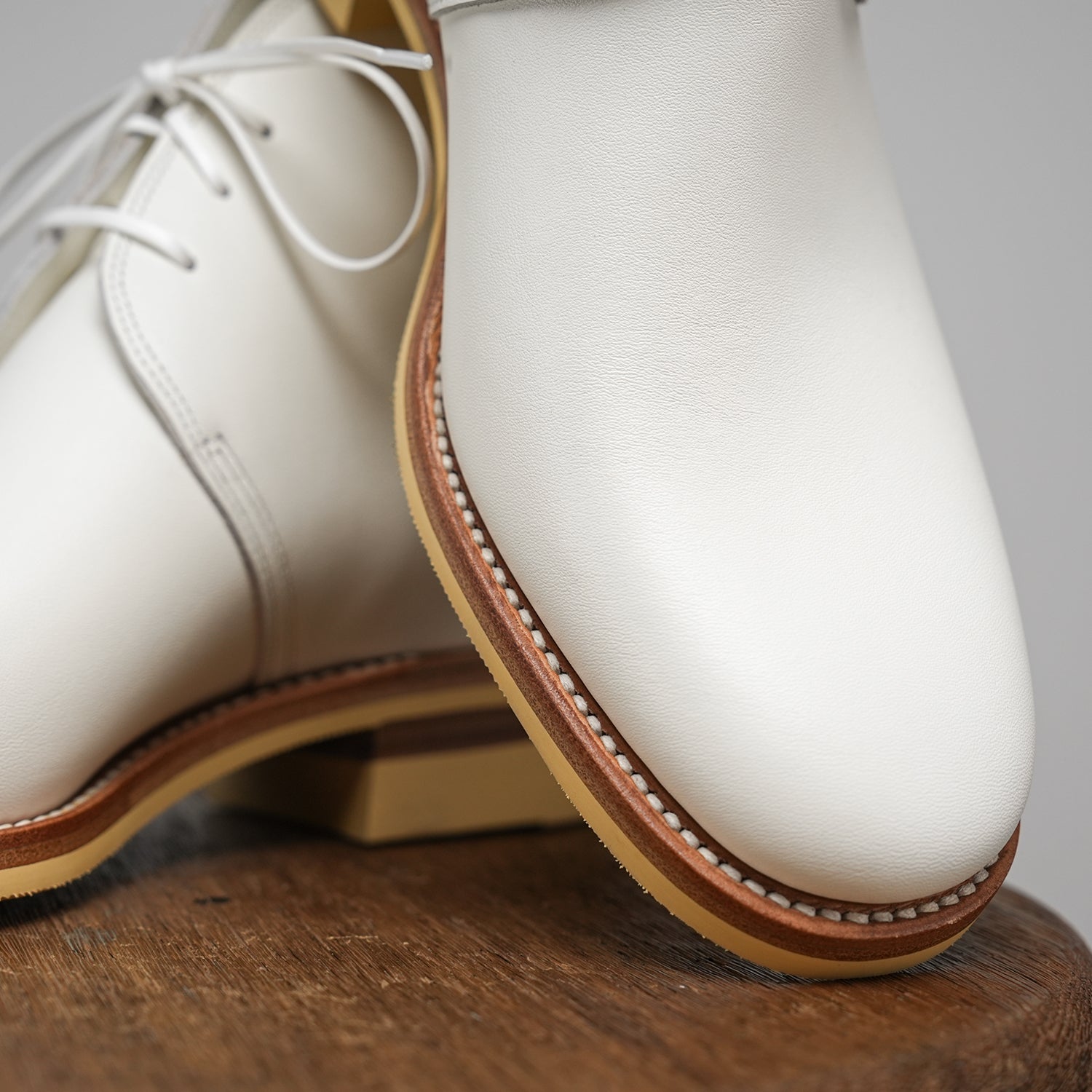 E066 last white George boots-Johnny