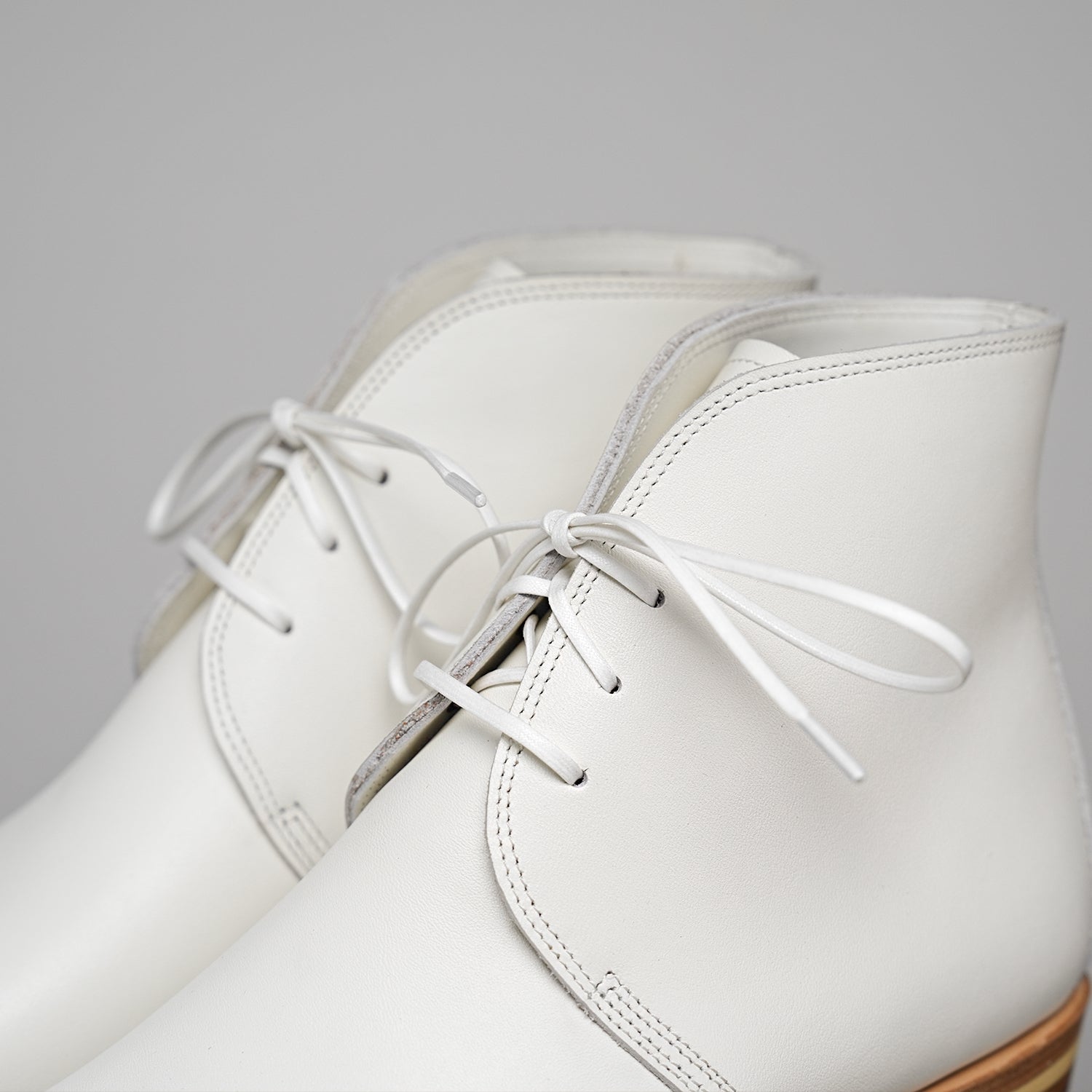 E066 last white George boots-Johnny