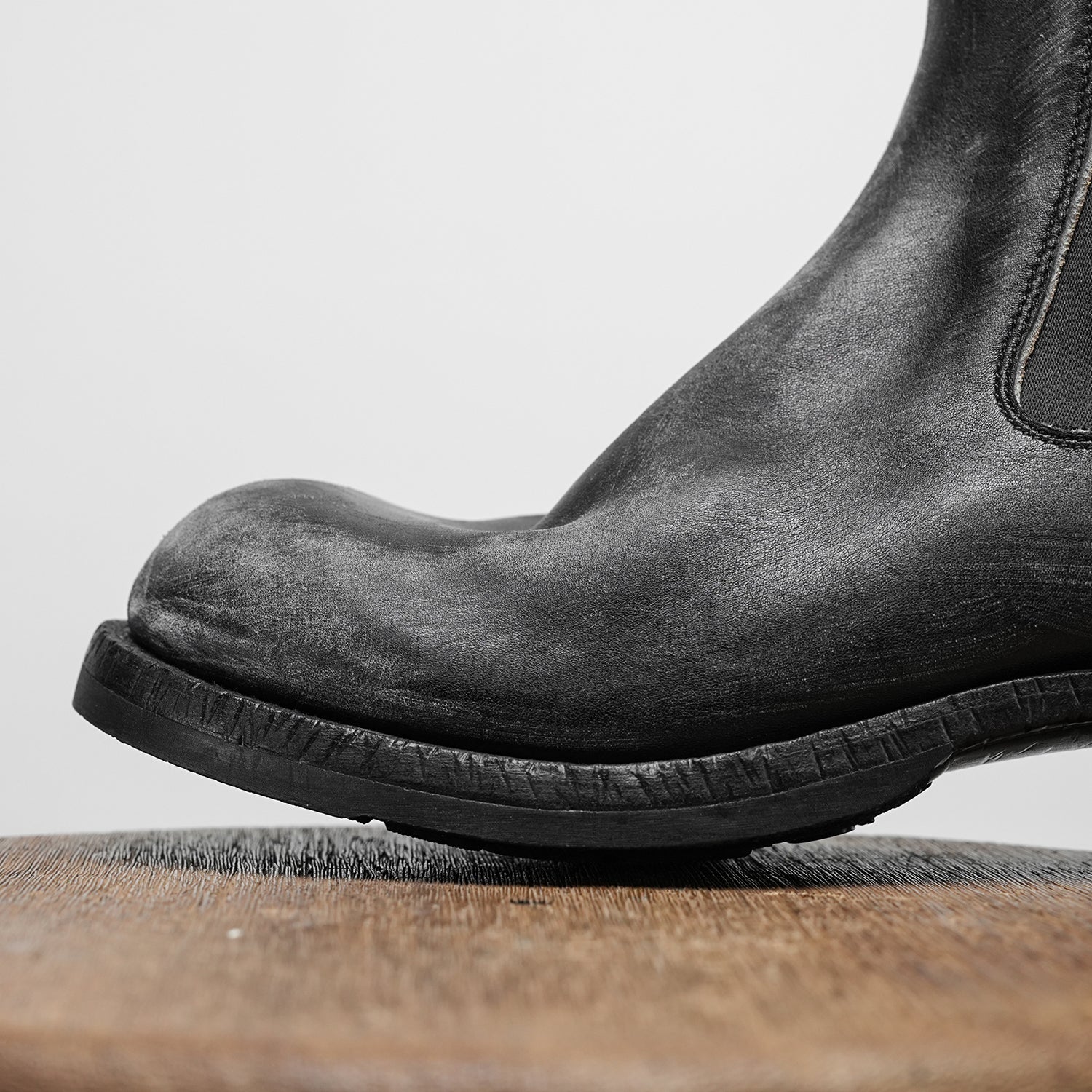 LB-2 last black Chelsea boots-Johnny