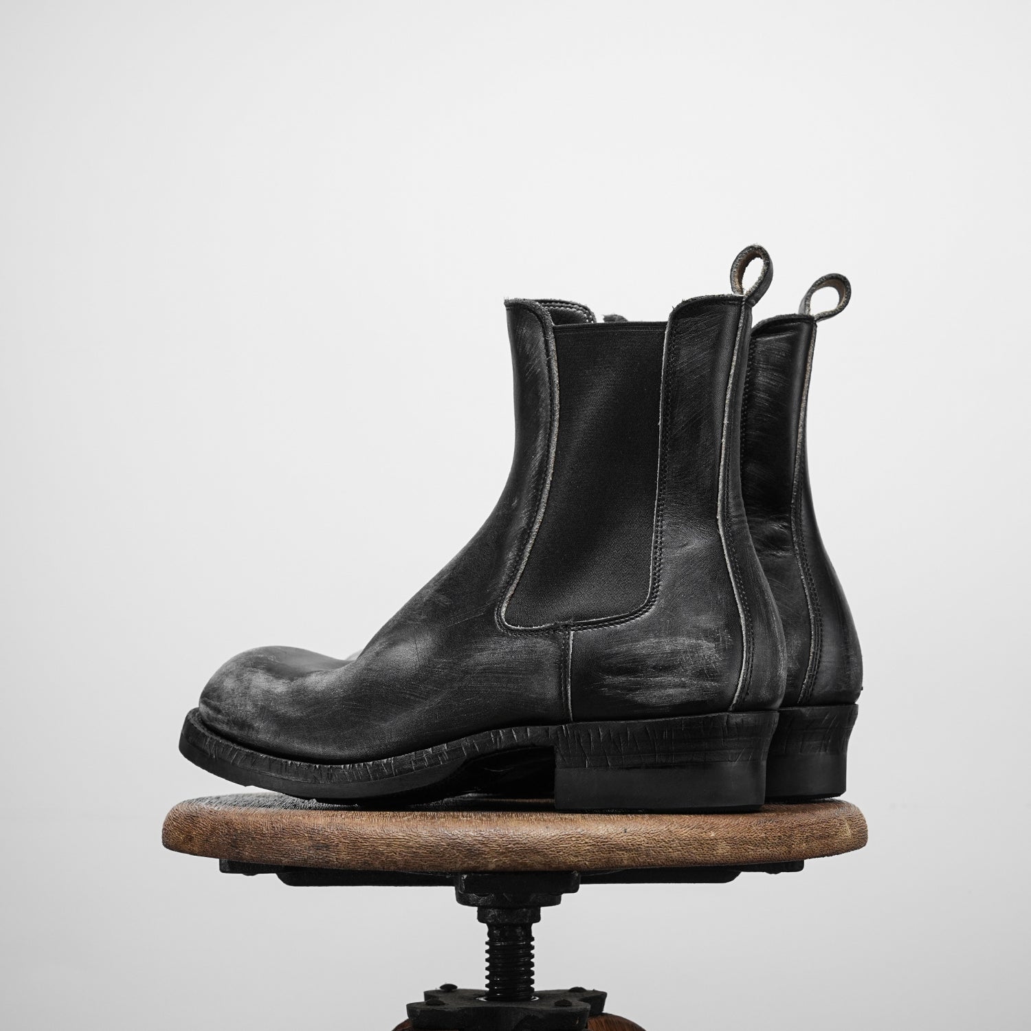 LB-2 last black Chelsea boots-Johnny