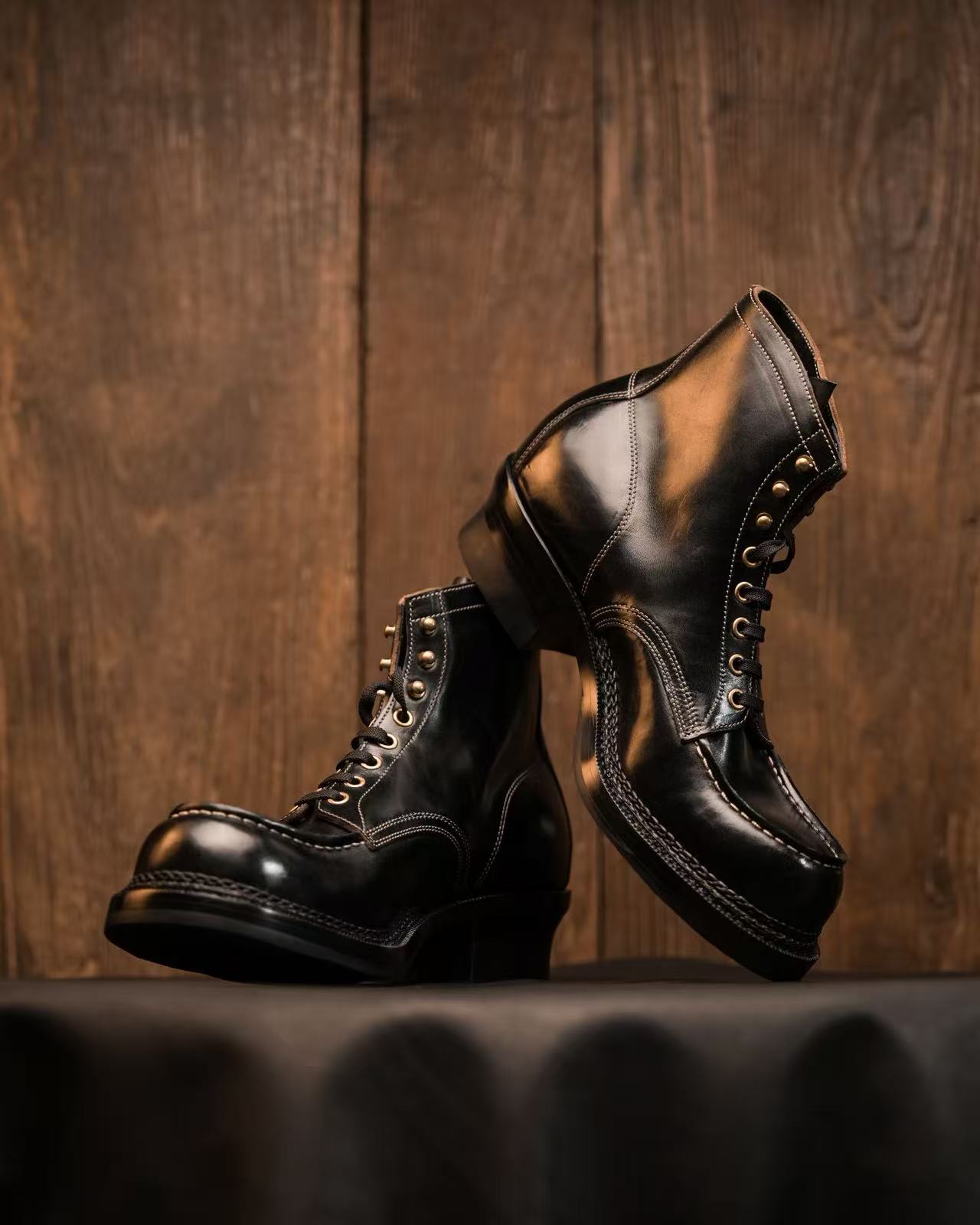 H606 last Moc toe boots-Johnny